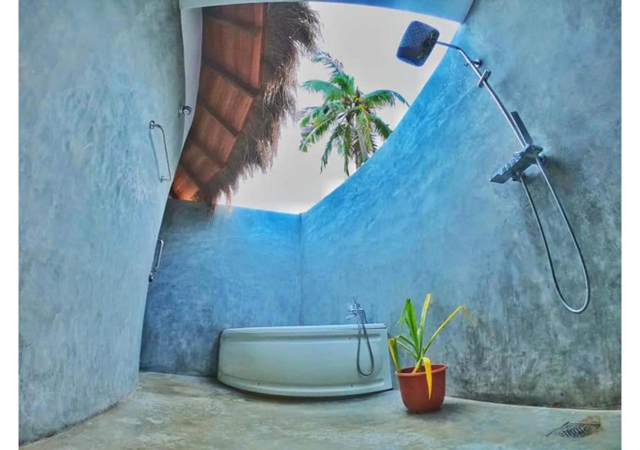 The Blue Lagoon Resort カルピティヤ エクステリア 写真
